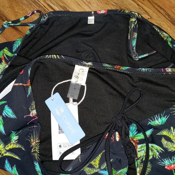 Cupshe XXL cropped tankini with high waist bottoms - Picture 3 of 3